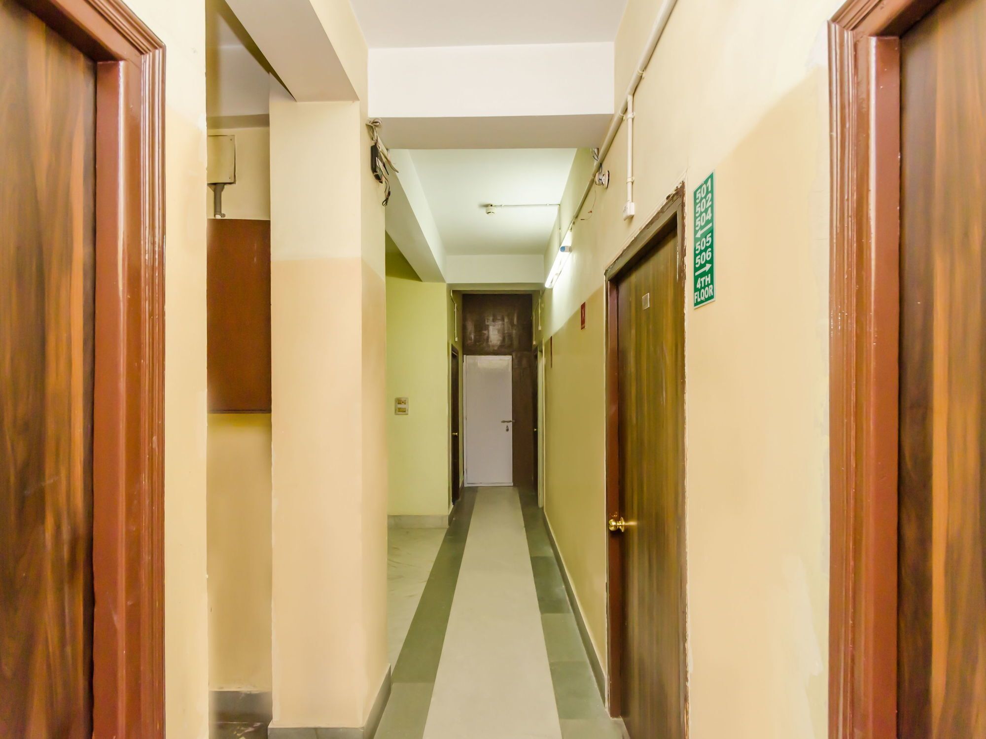Oyo 8998 Hotel Aayash Liluāh Exterior photo